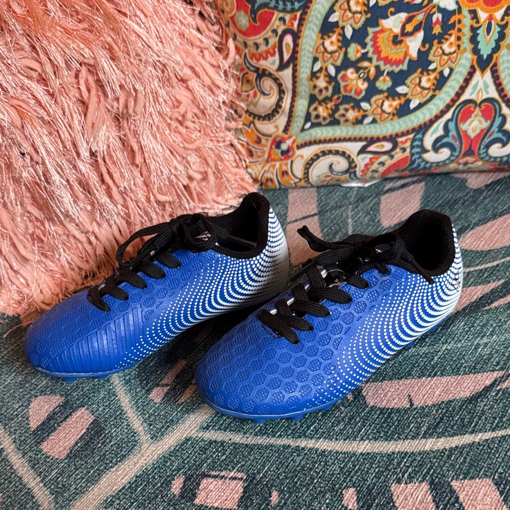 Kids Soccer Shoes